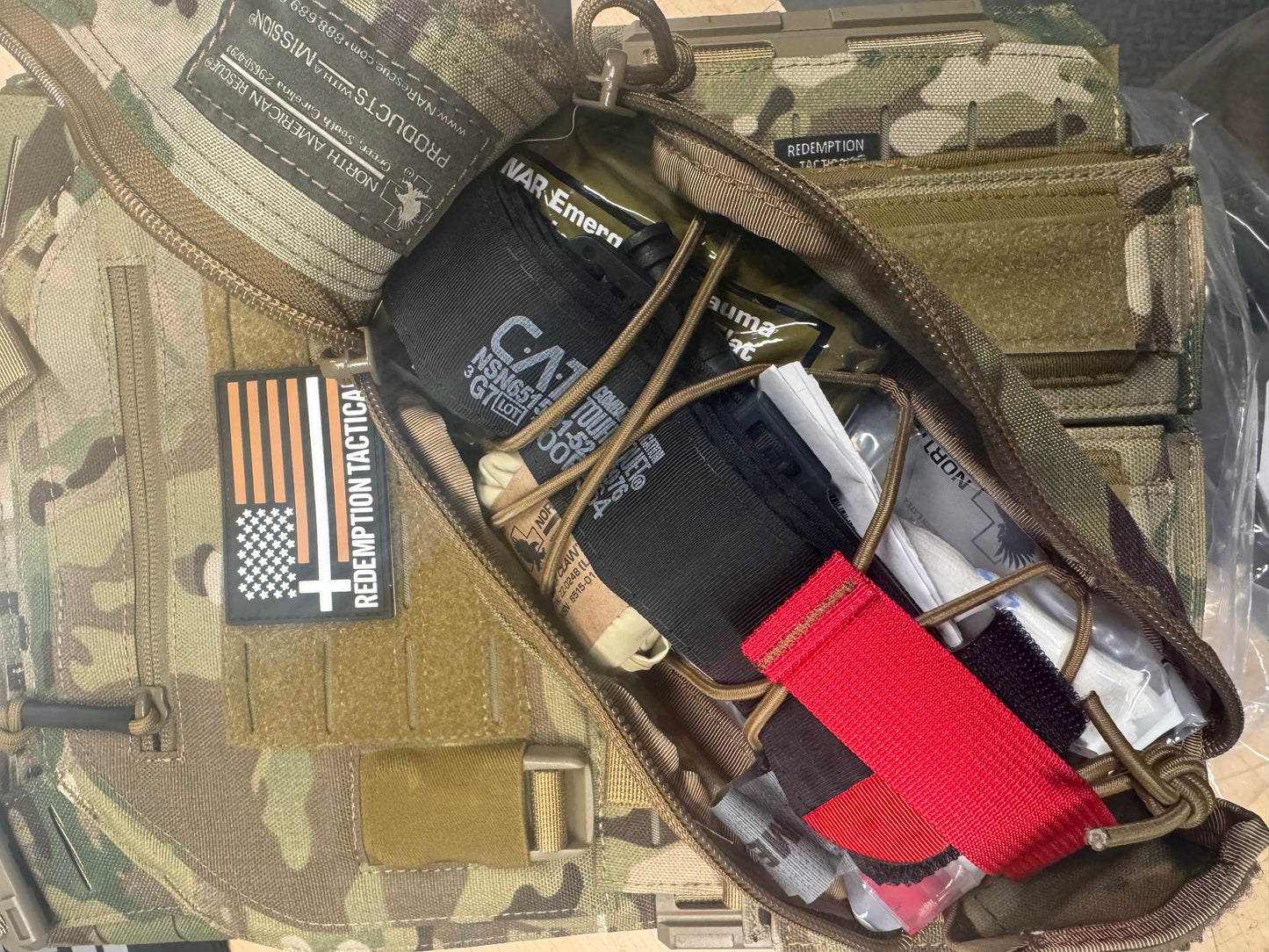 Redemption Tactical Crusader 2.0® l St. Michael FULL ARMOR KIT COMBO PACKAGE with Crusader 2.0 +IFAK Medical Kit + LEVEL IV  (2) 10x12 Front/Back Plates (2) 6x8 Side Plates (Level III PE)