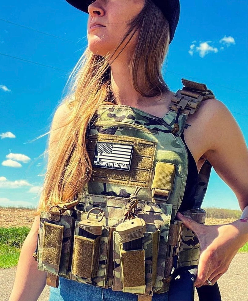 Redemption Tactical Crusader 2.0® l St. Michael FULL ARMOR KIT COMBO PACKAGE with Crusader 2.0 +IFAK Medical Kit + LEVEL IV  (2) 10x12 Front/Back Plates (2) 6x8 Side Plates (Level III PE)